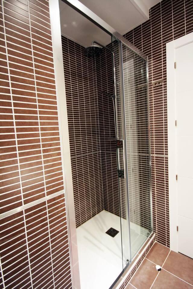 Atico En La Gran Via Con Terraza Apartment Мадрид Екстериор снимка