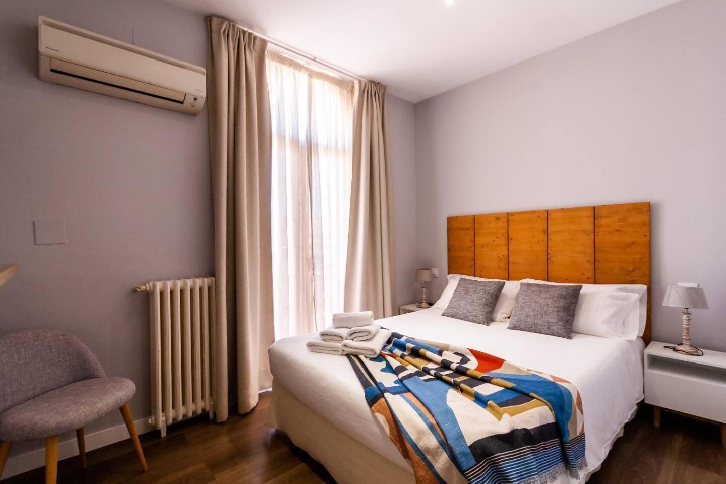 Atico En La Gran Via Con Terraza Apartment Мадрид Екстериор снимка