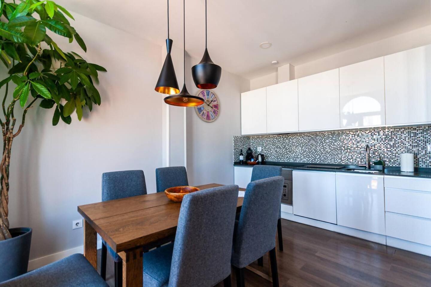 Atico En La Gran Via Con Terraza Apartment Мадрид Екстериор снимка